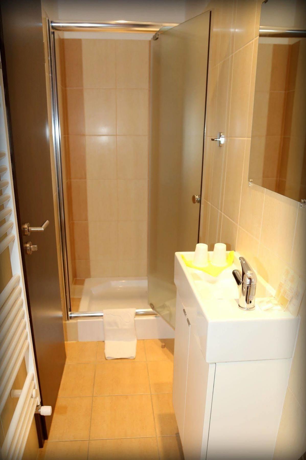 Hotel Garay Terrace